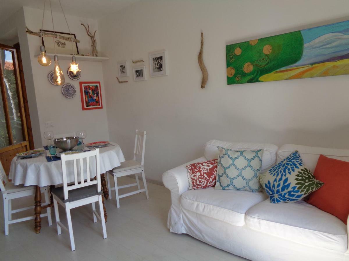 Apartamento La Casa Di Nina Quercianella Exterior foto